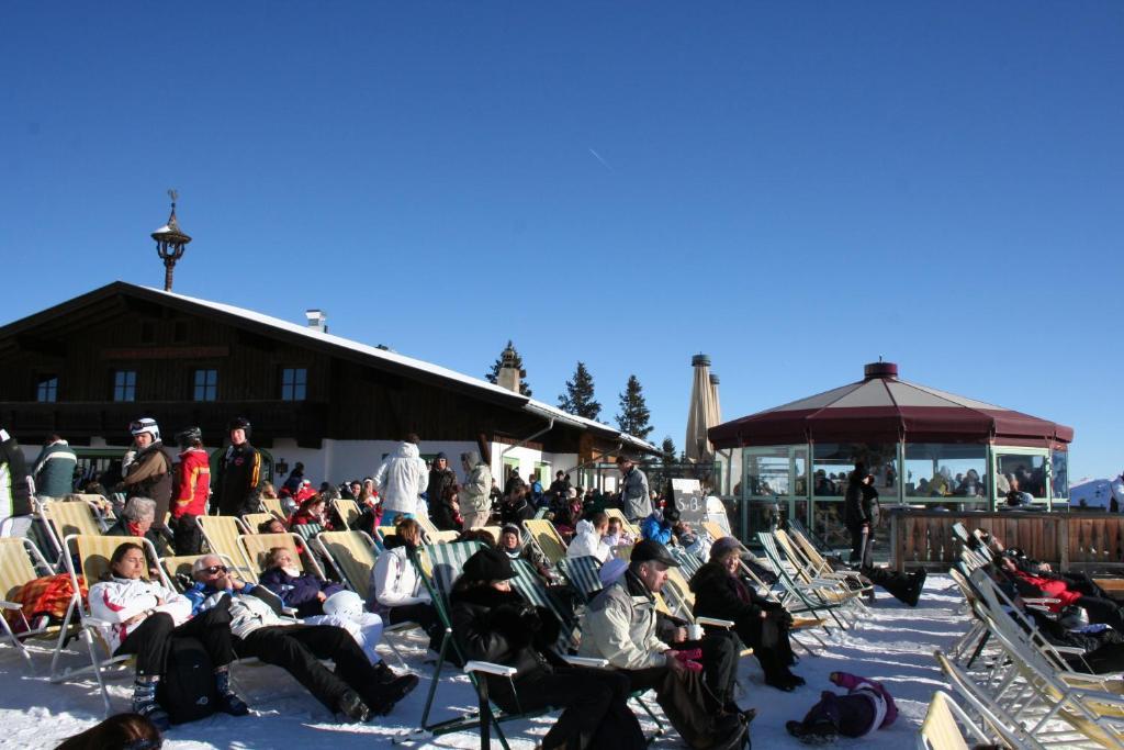 Ehrenbachhoehe On Top Of The Mountain Kitzbuhel Exterior photo