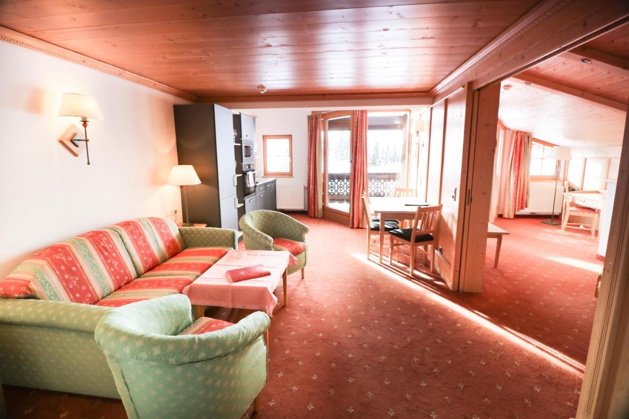 Ehrenbachhoehe On Top Of The Mountain Kitzbuhel Exterior photo